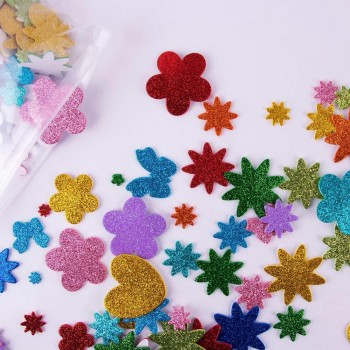 Formas surtidas de goma eva Apli 18751 con purpurina adhesivos 450U