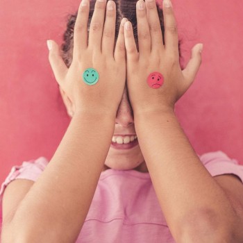 Gomette Apli 16800 smile pequeño 3 hojas removible 180 unidades