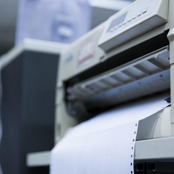 Paq.4000 etiquetas matricial Apli salida 1 etiqueta 101,6x36mm 00007